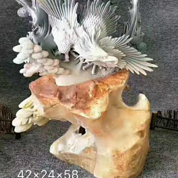我是一个专业雕刻石头的