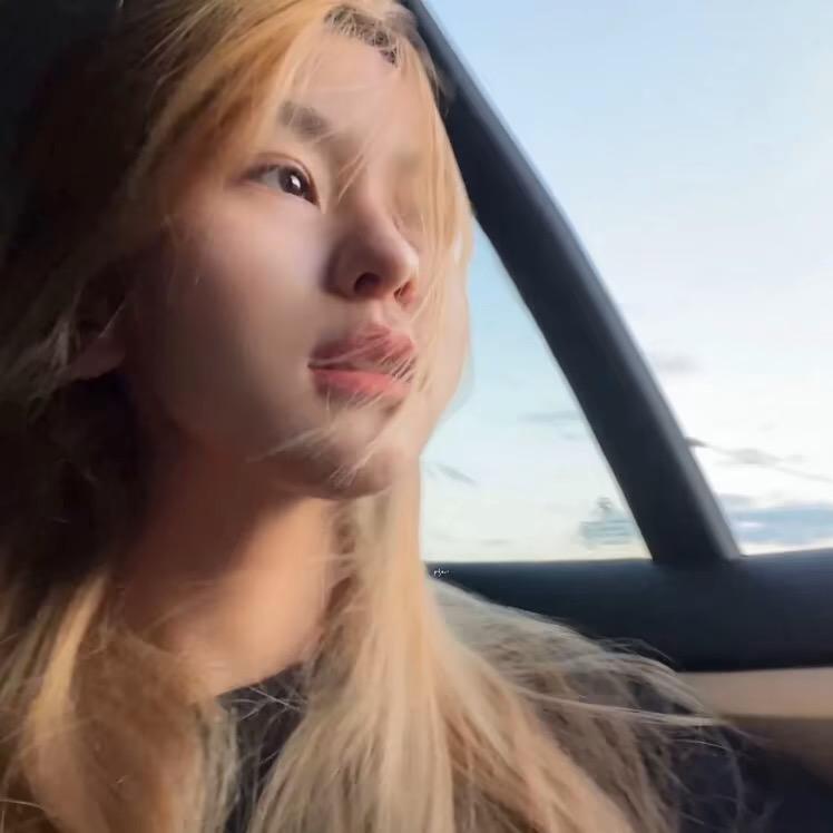 ^周八見💨