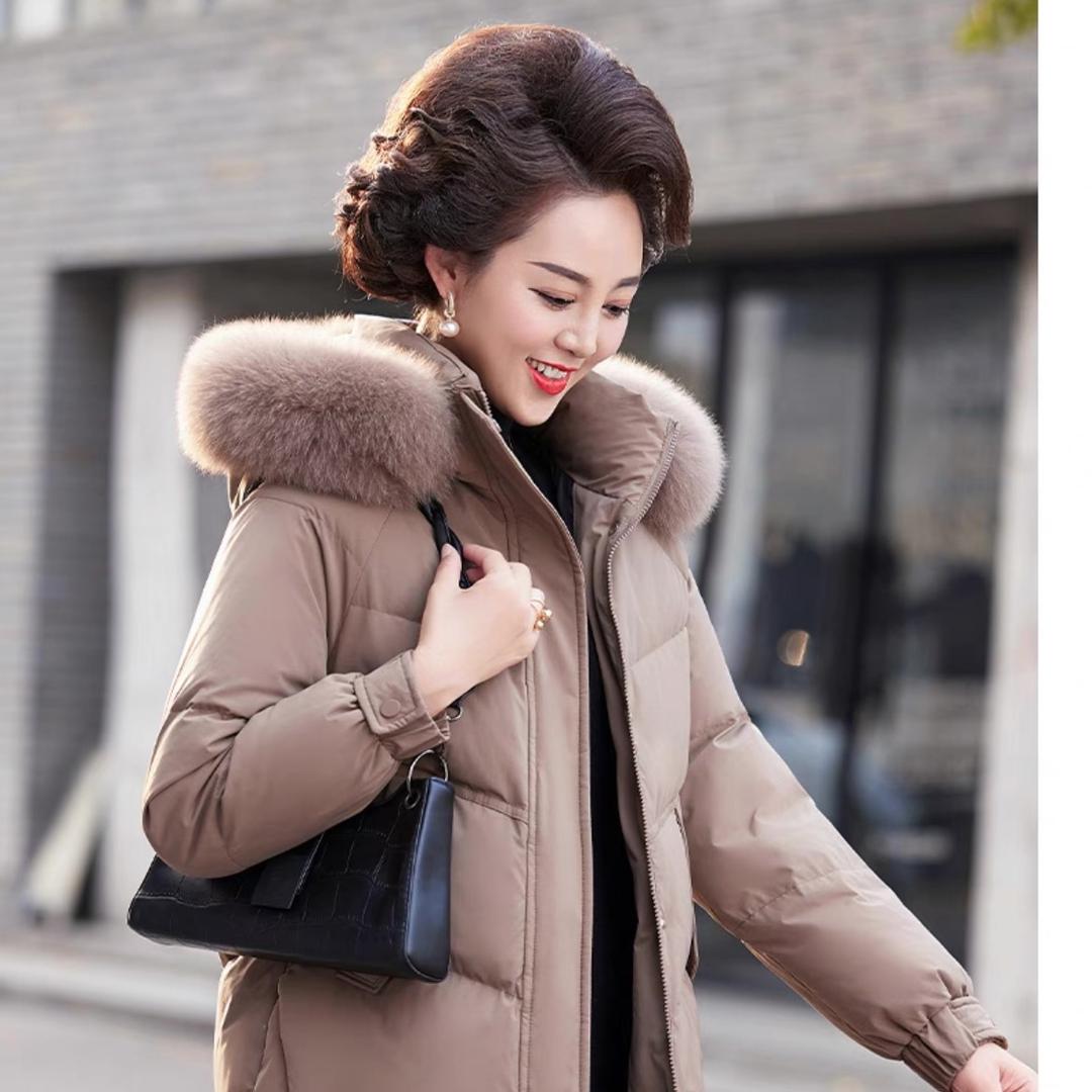彩羊茵曼家服装店