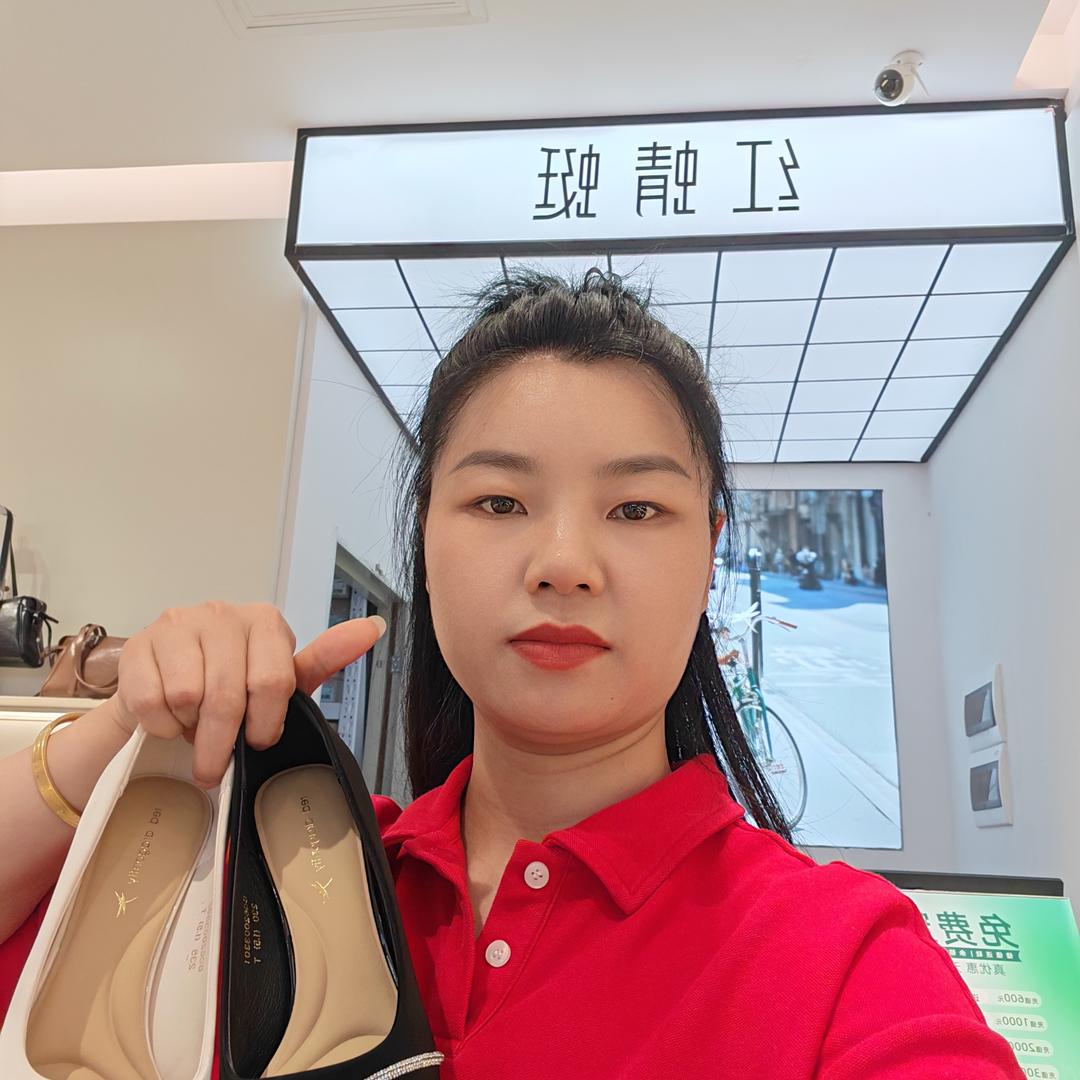红蜻蜓广州欢乐颂推荐官-小平~