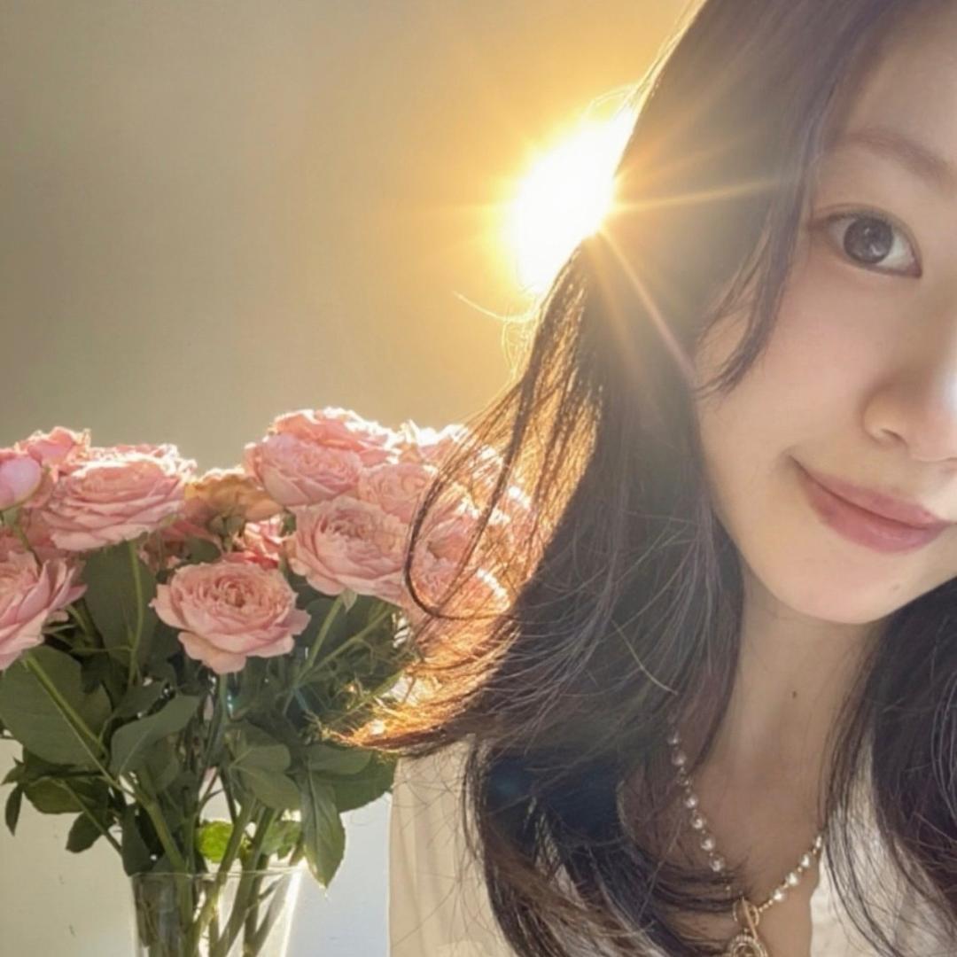隔壁小花