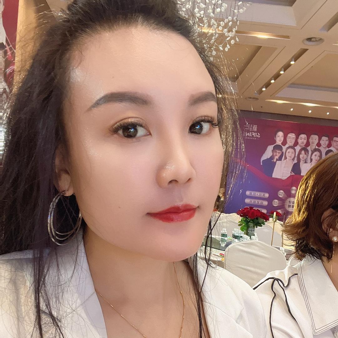 小艺艺姐
