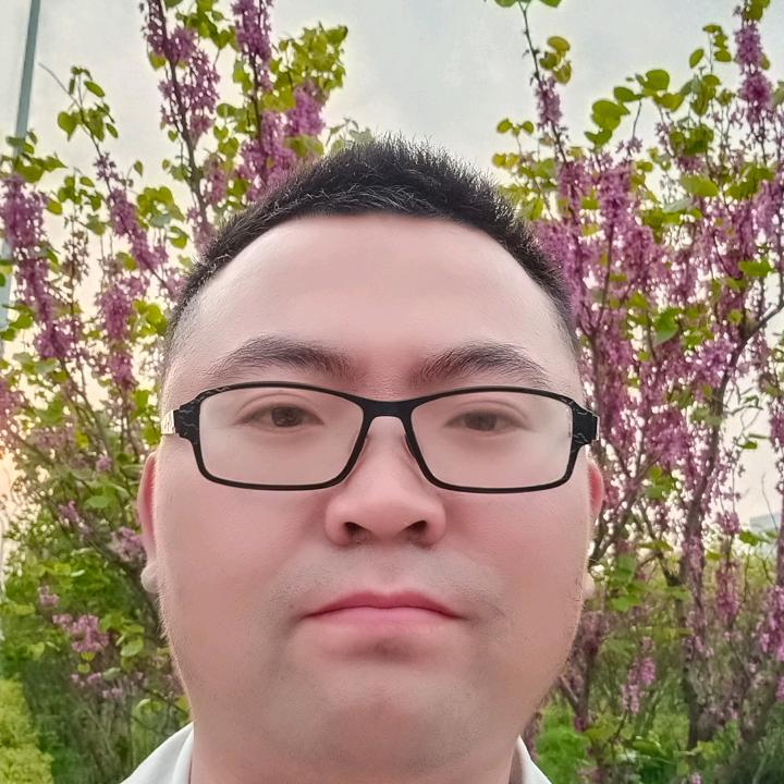 郑青林
