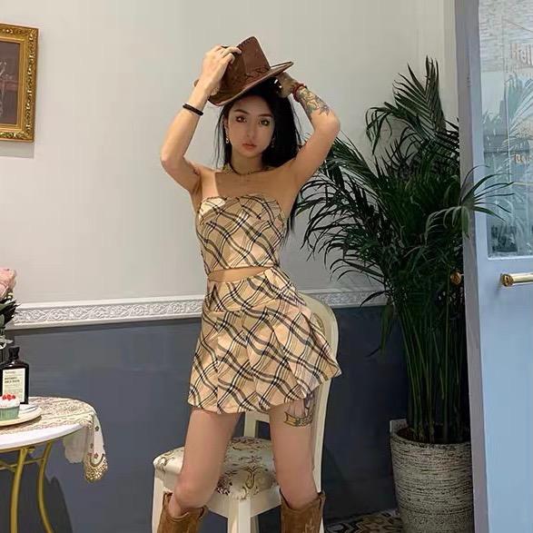 绚丽服饰穿搭