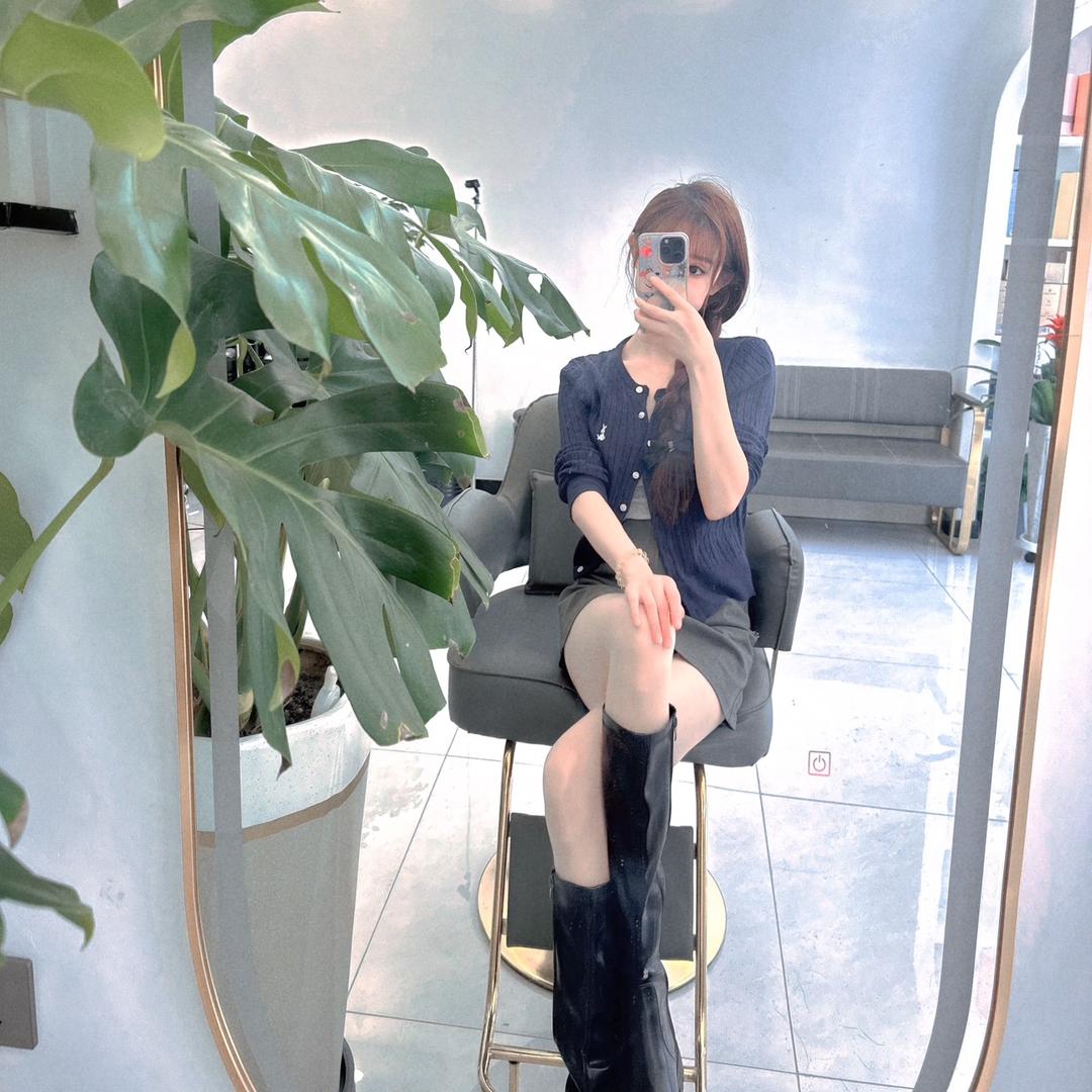 玛纳斯丝诺梵美容美发