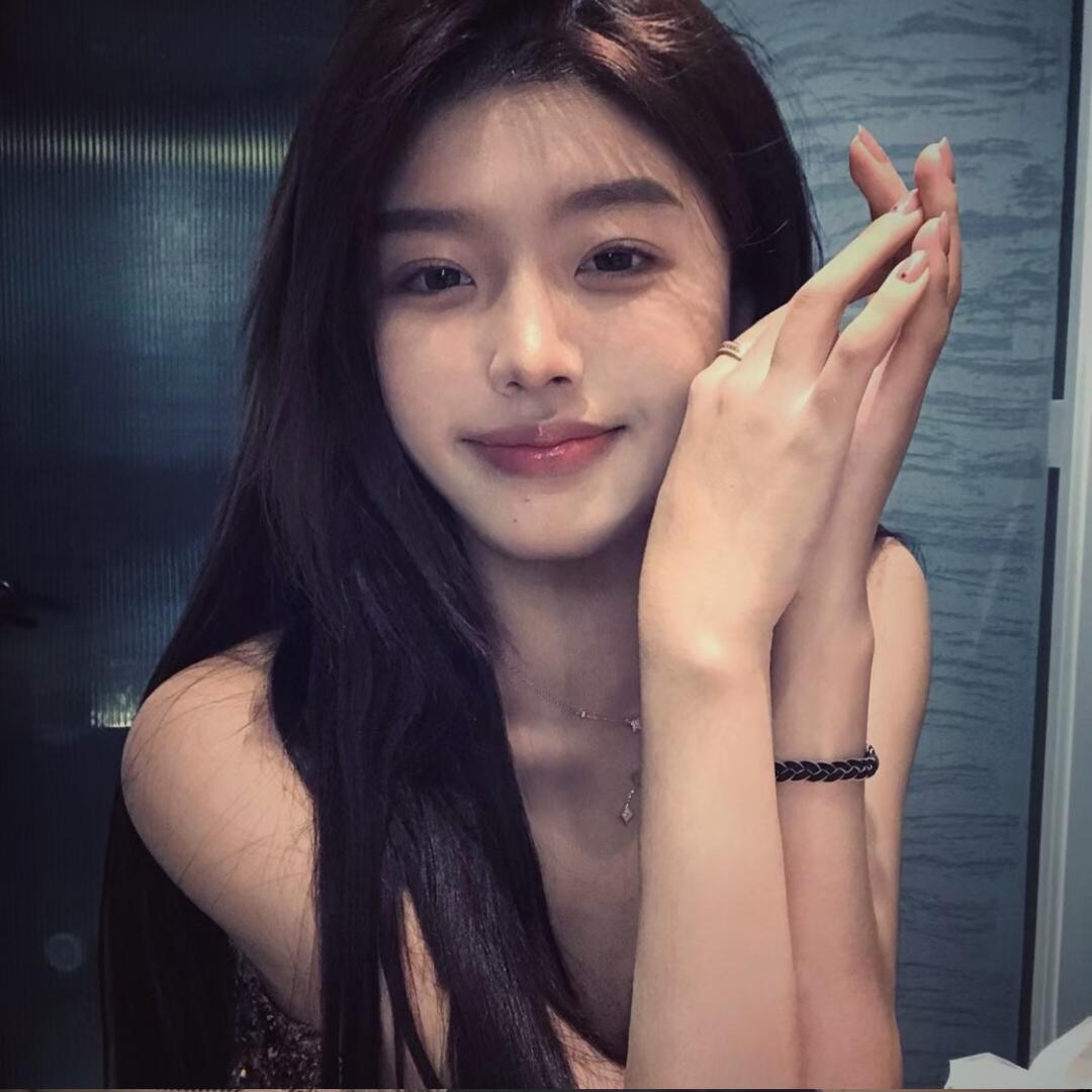 奶球.