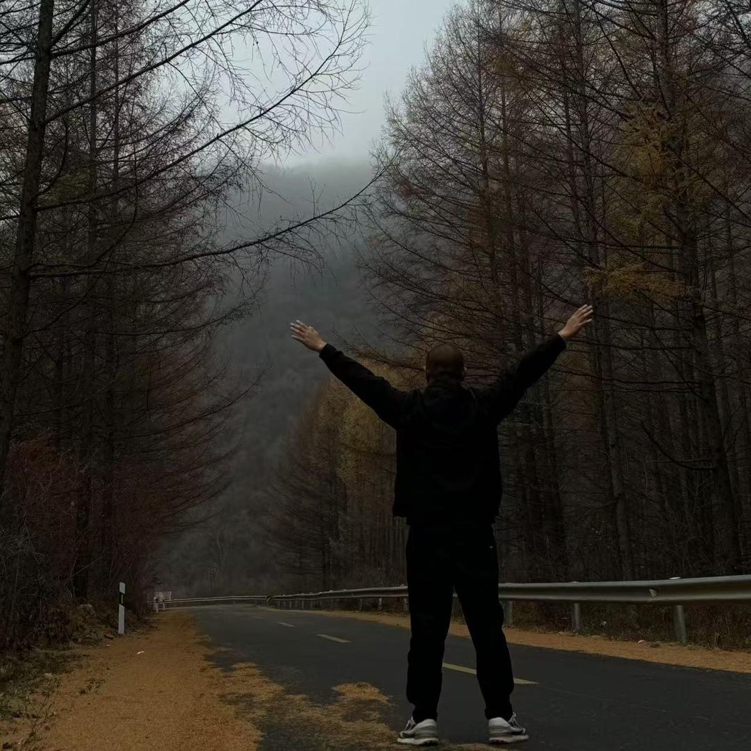 河里挖大堤