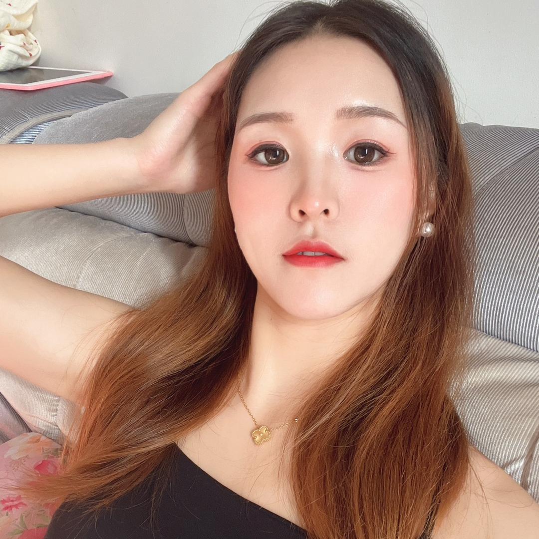 158的娇娇(梨形身材)