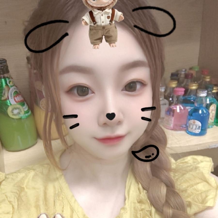 筱露露lulu_