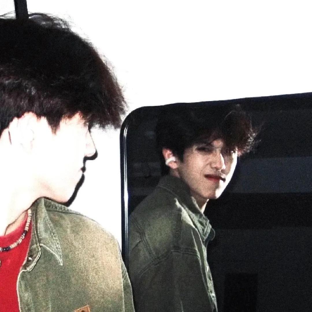 第一个吃香菇的人