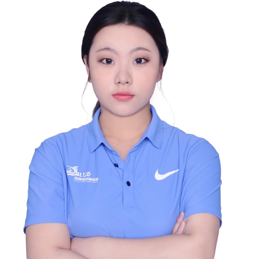 斯达特游泳教练—小雪