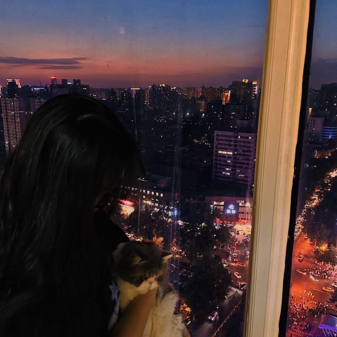 墨小懒zhu_Nefelibata🎬