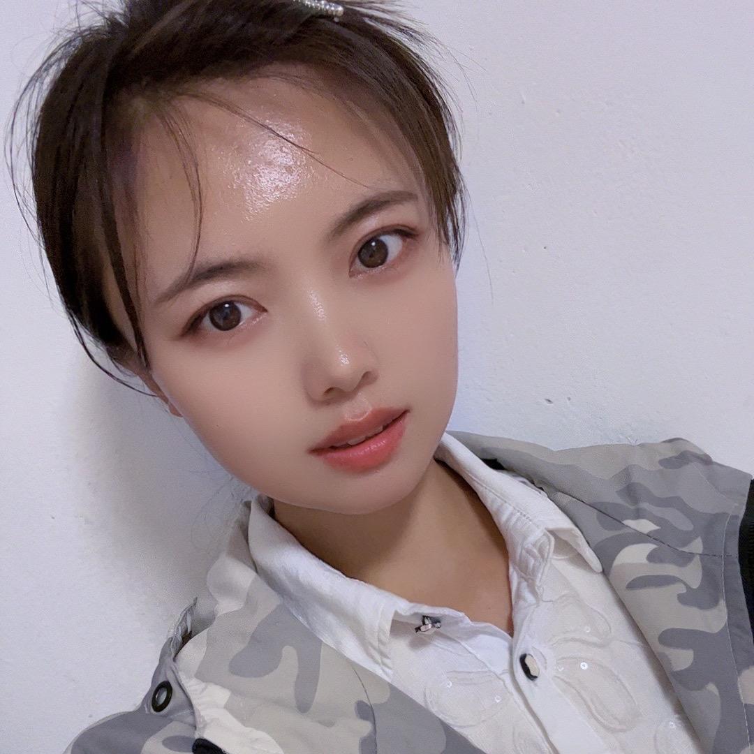 莹莹一家人