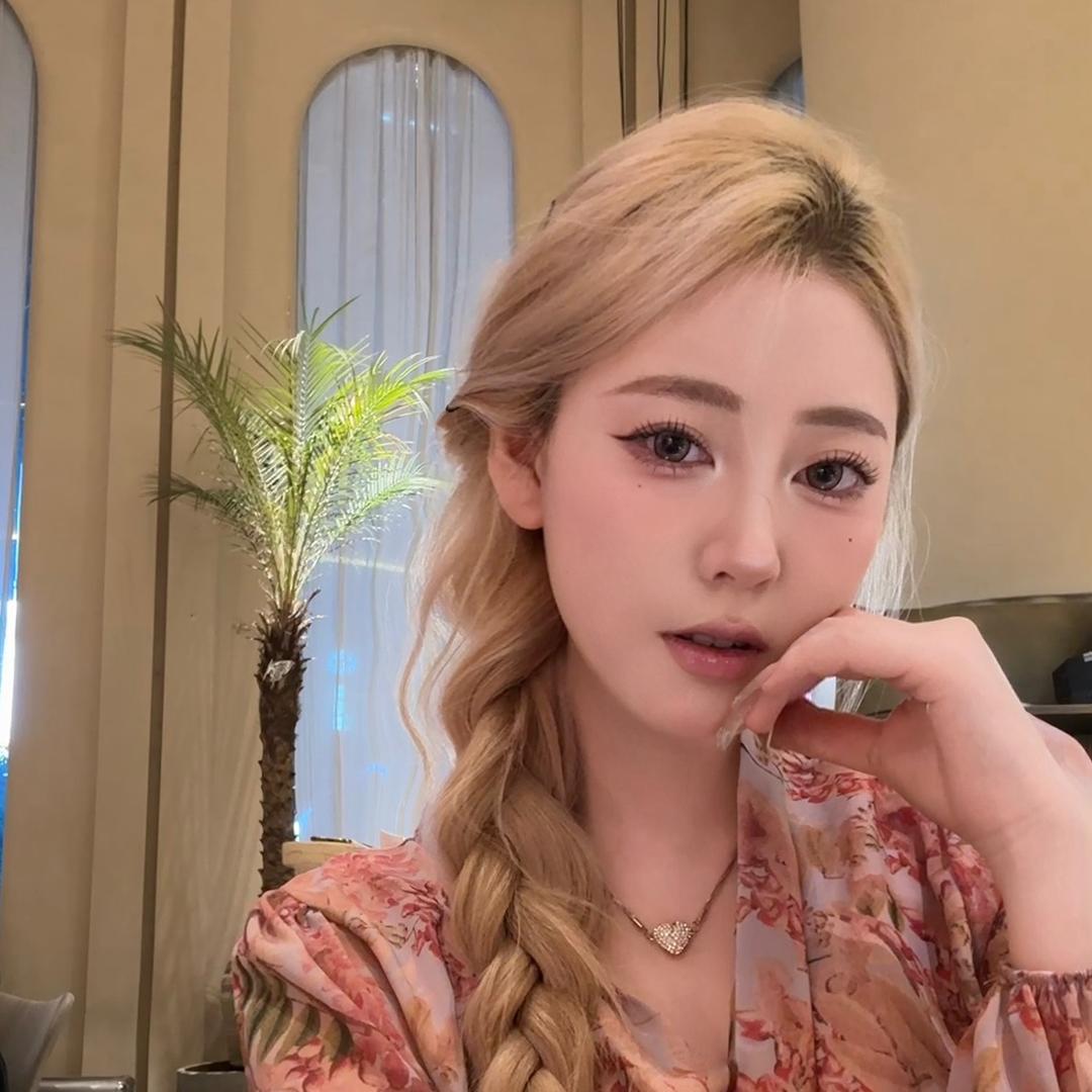 小潼的朋友圈