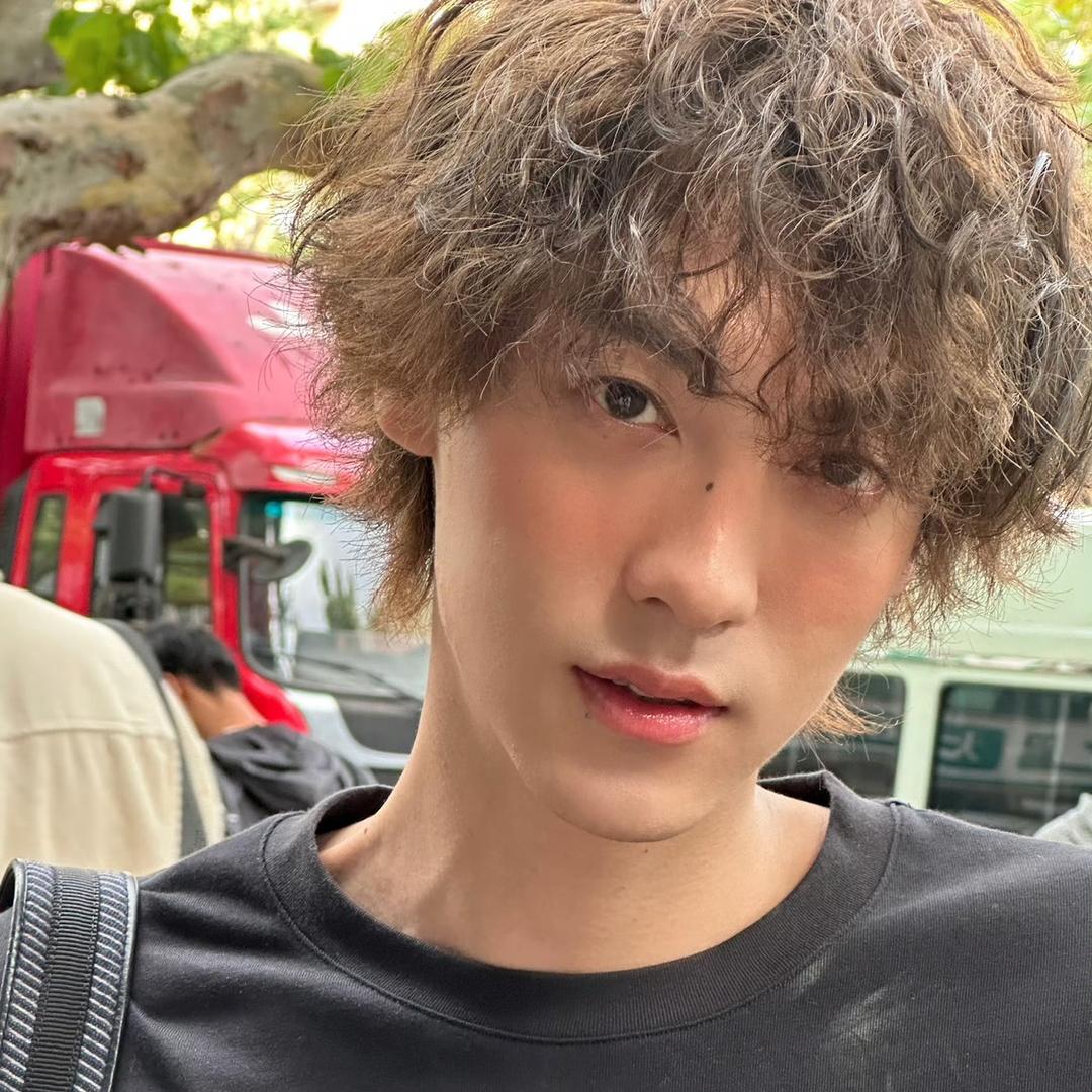 小卷毛儿