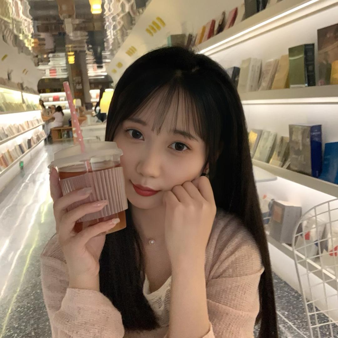 兔兔耶✌️（9月14生日版）