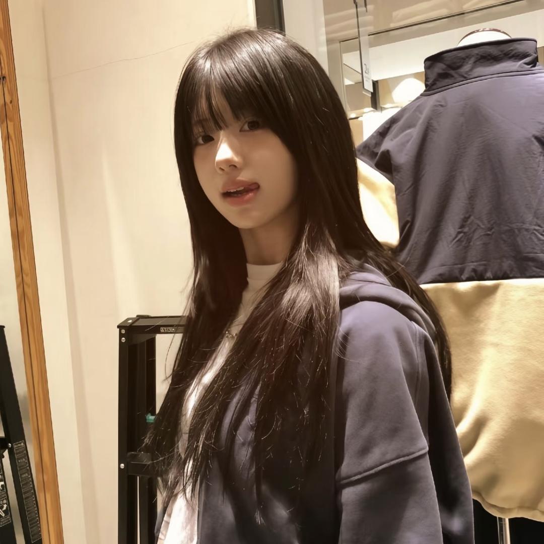 小茹.