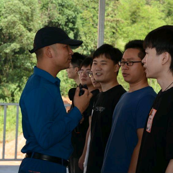 小蛮哥（团队教练）