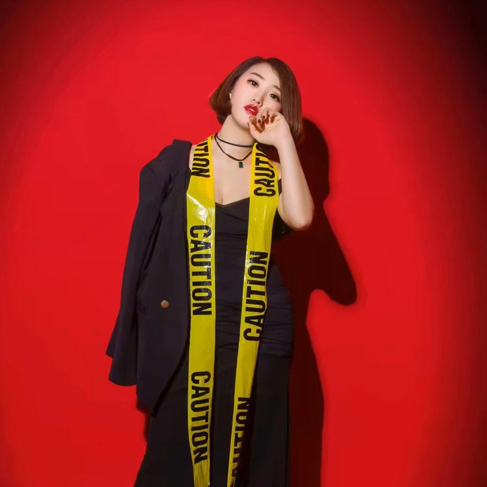 呼叫97（女摄）