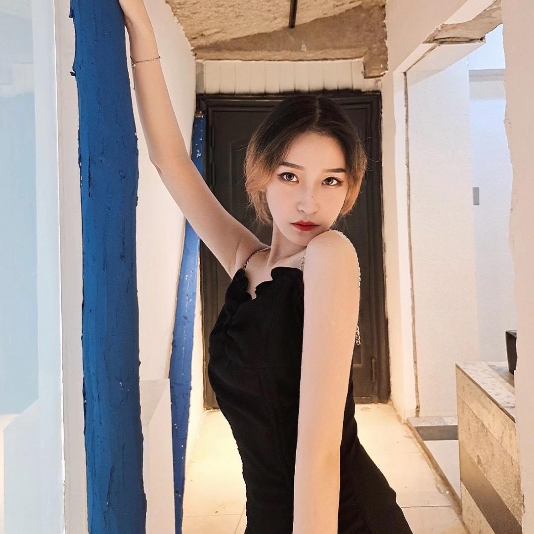 大白秃奶糖🐰