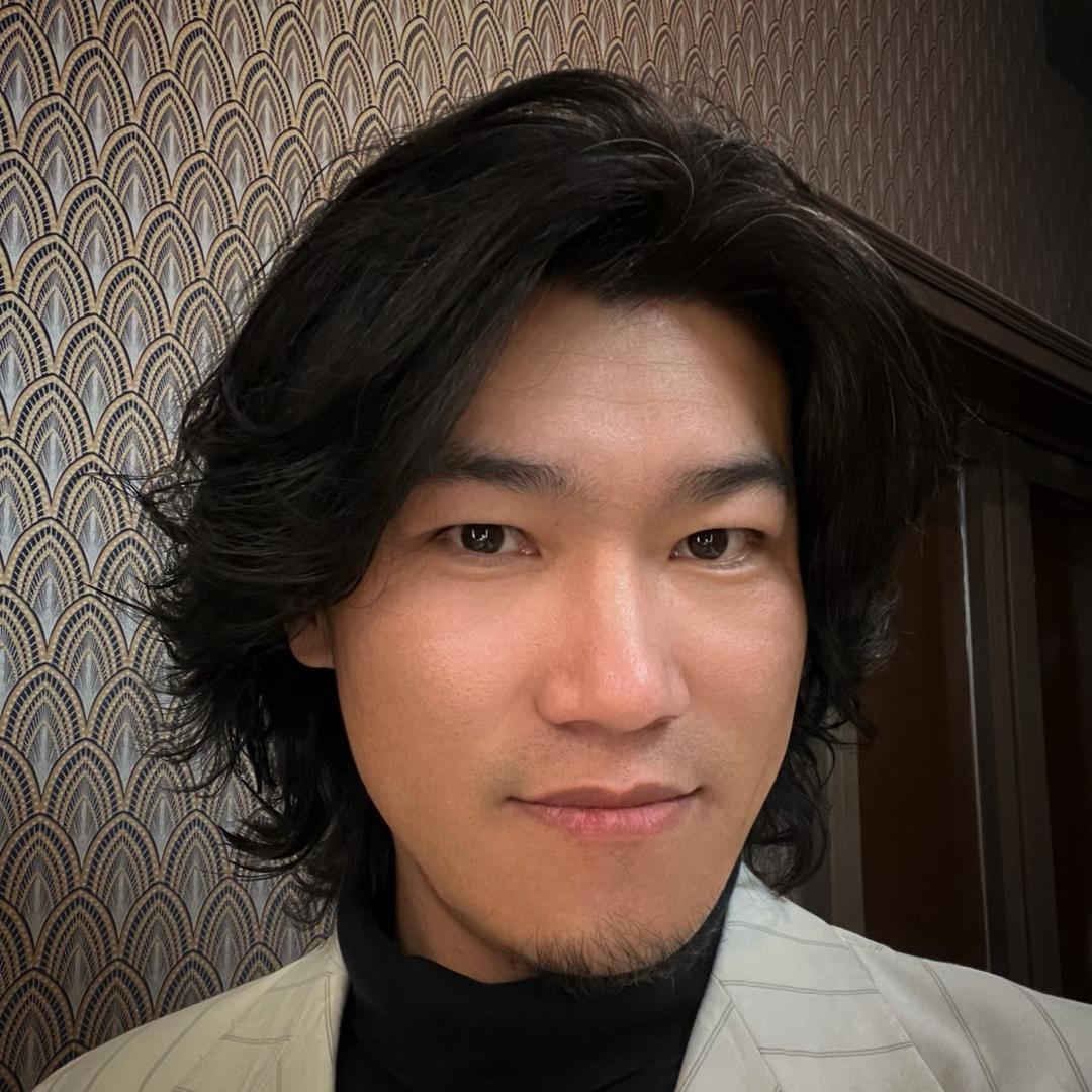 三时先生(SHESUMMER)