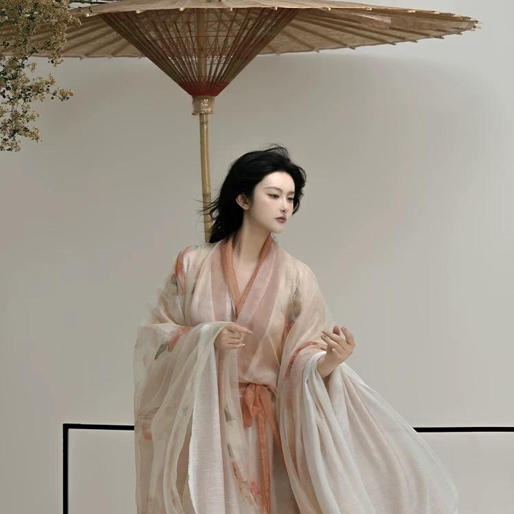 长沙春山醒妆娘兔子