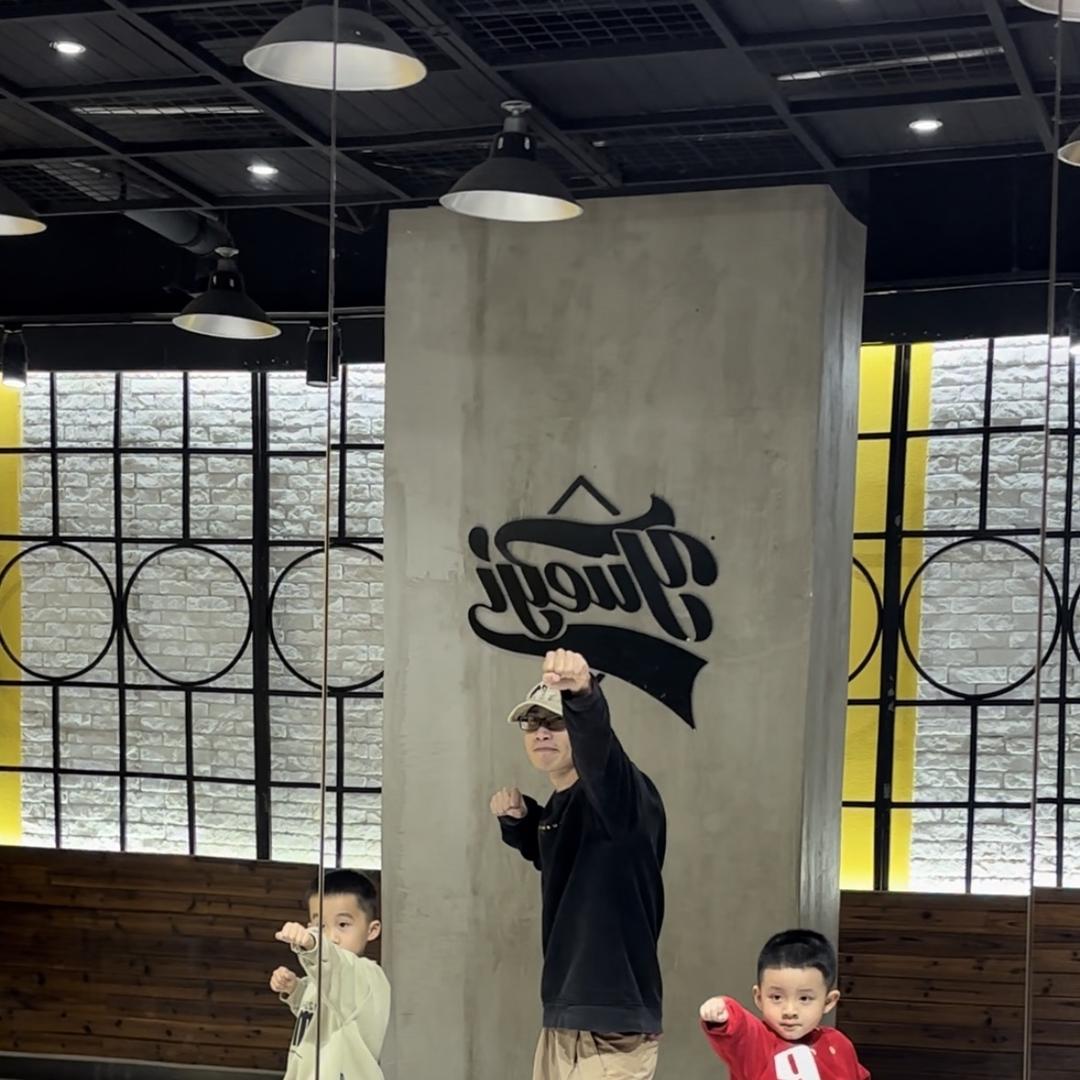 Monkey小吕🙊