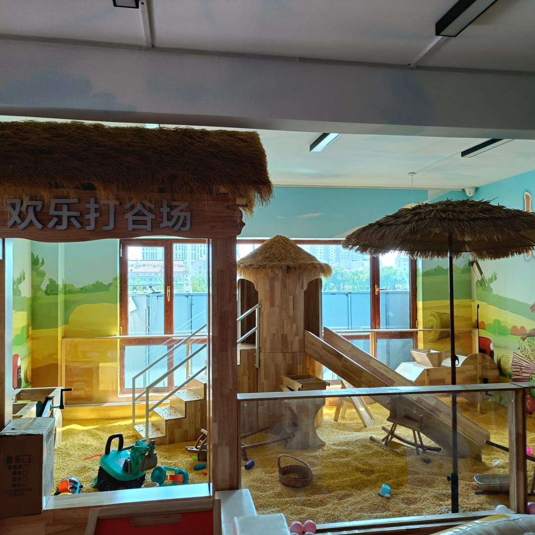 燕子玩具屋   小郑