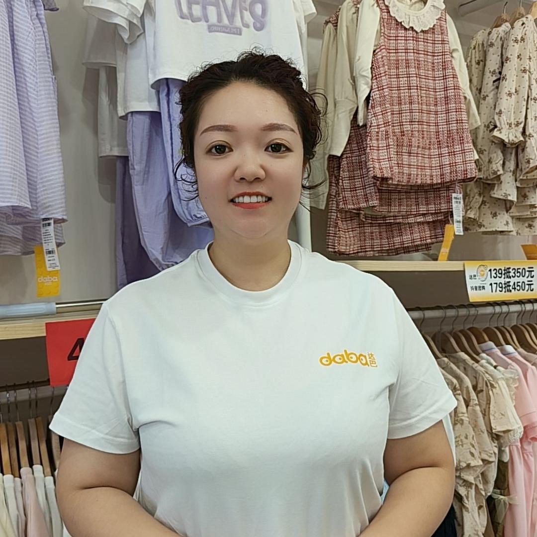 达巴童装 垣曲薇薇