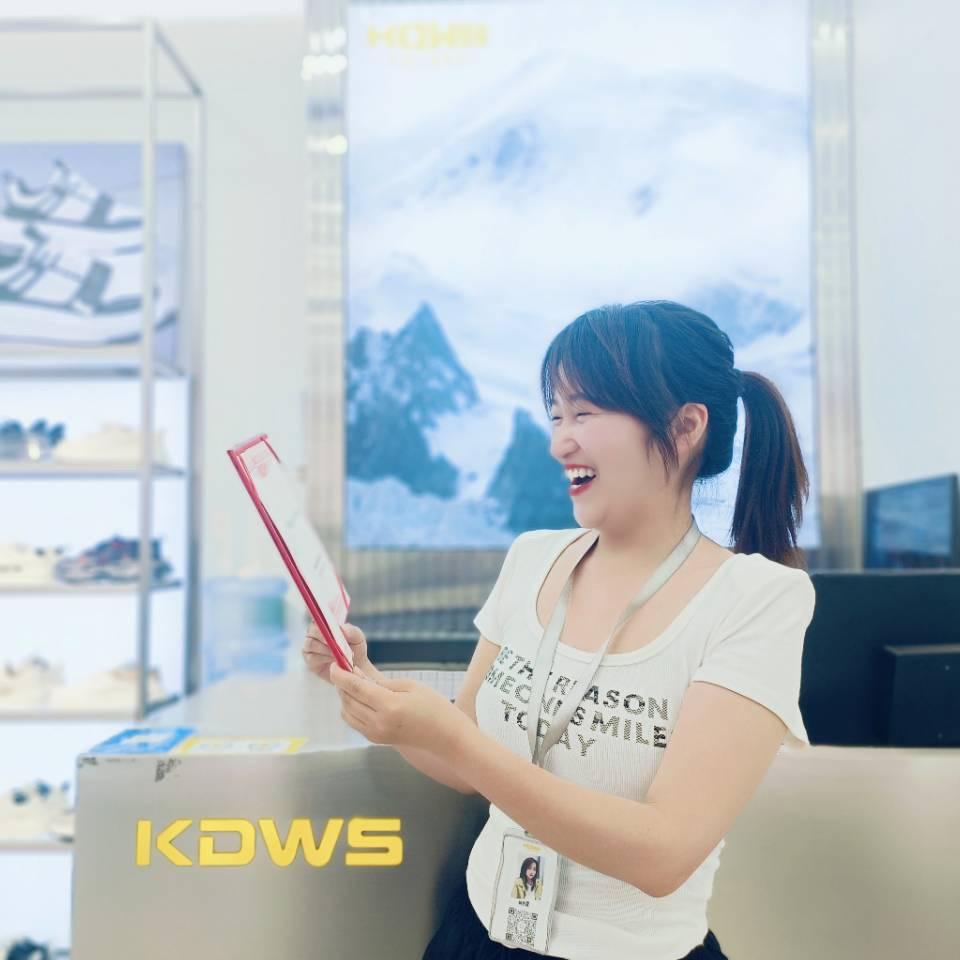 凯迪文森监利一店（亚丽）