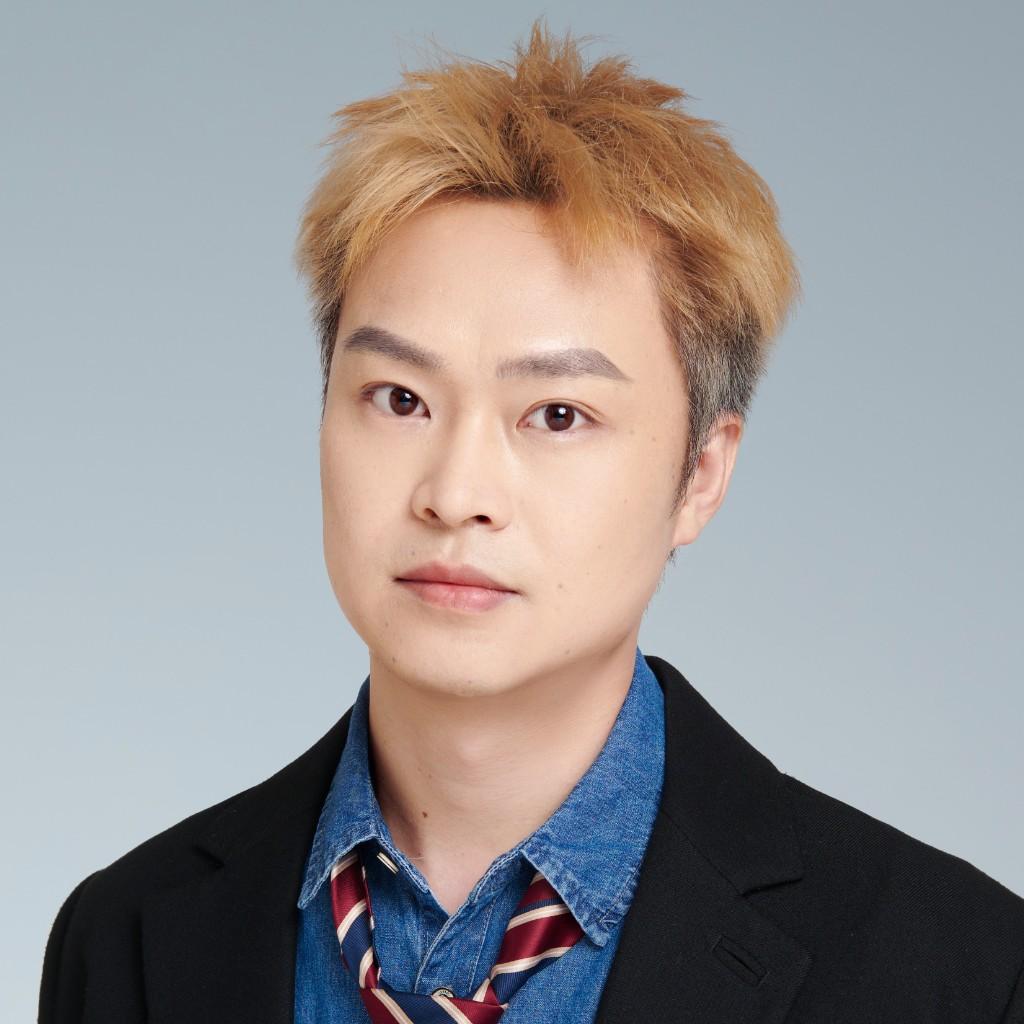 发型设计师   江山