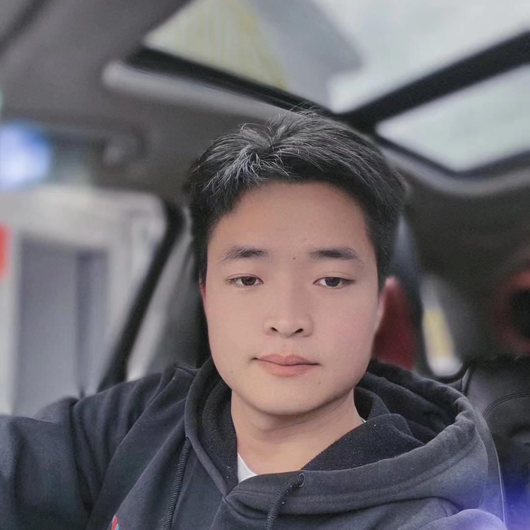 飞驰轮滑-周火火