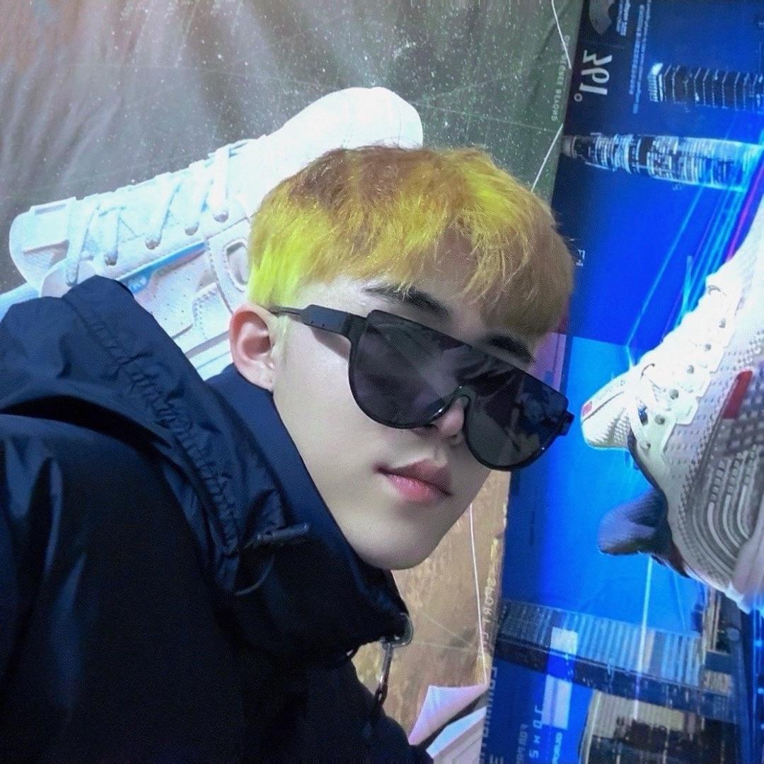 揭阳男士发型设计 陈晨