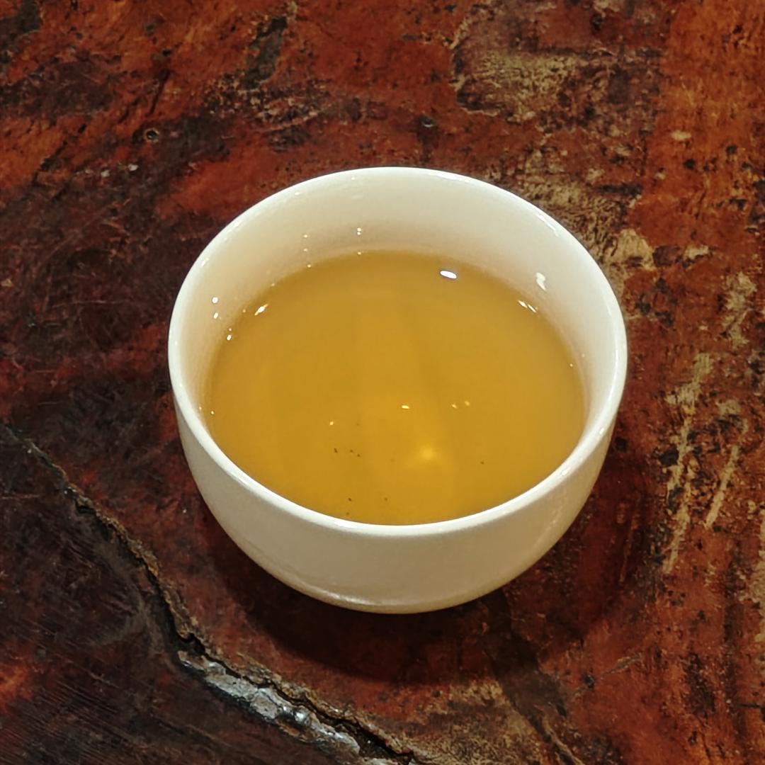 古鼎香六堡茶小韩