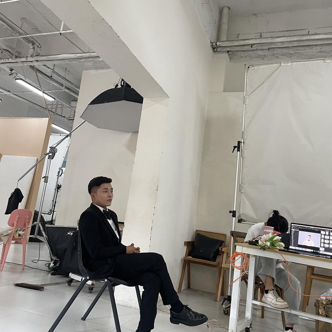 小旭。