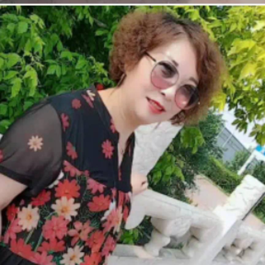 华姐时尚美衣