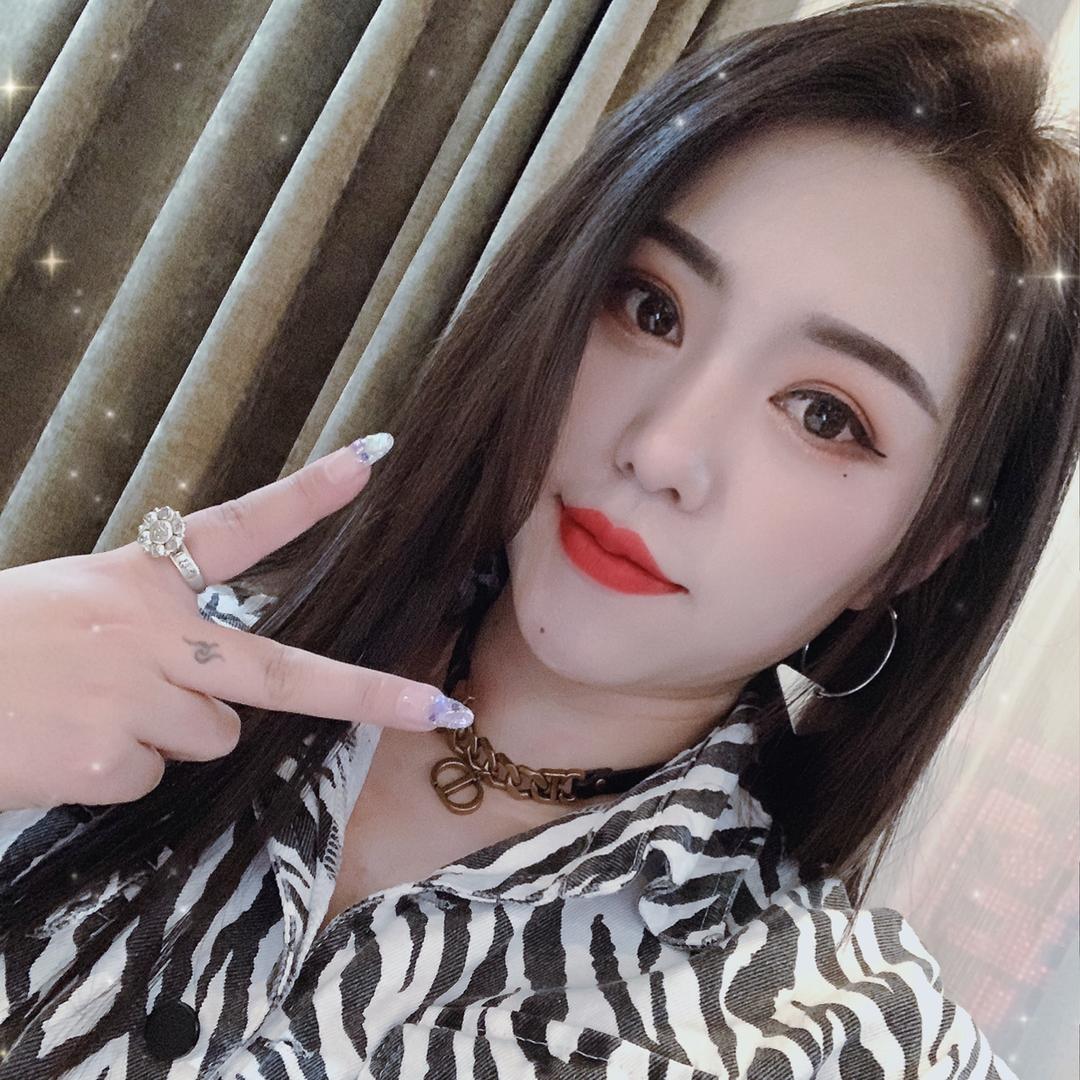 杨小闹～女歌手
