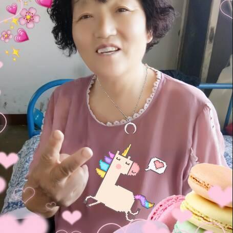 跳舞老太太