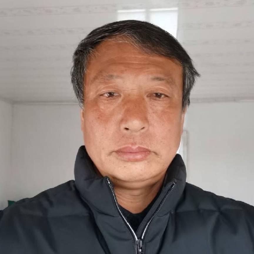 老汉爱唱歌