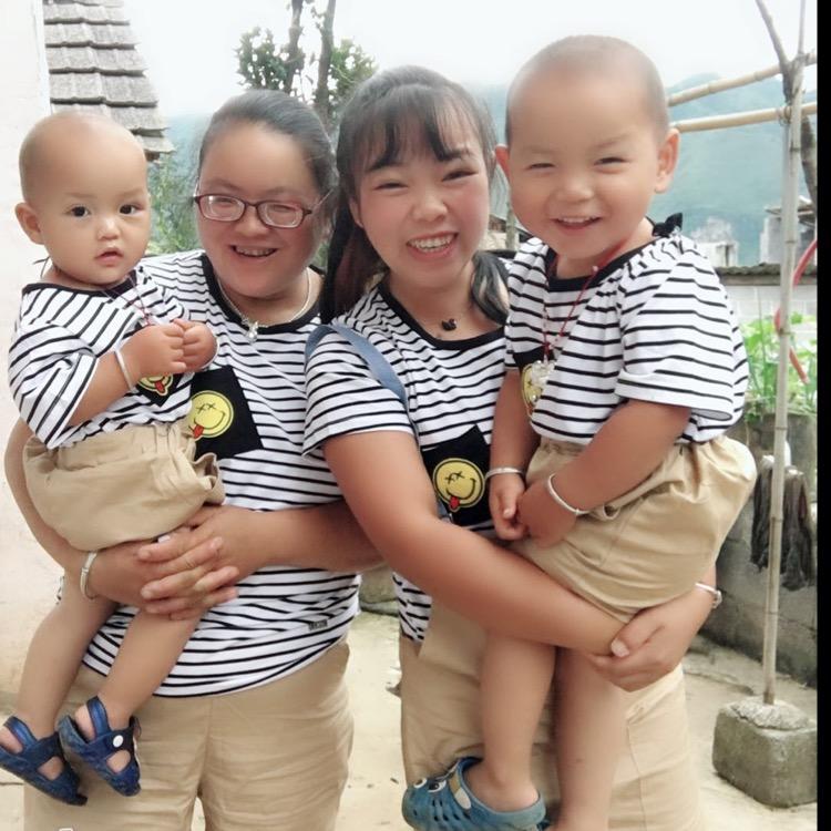 英英婆婆（梅姐）