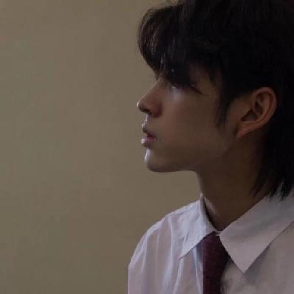 不再为谁伤心我