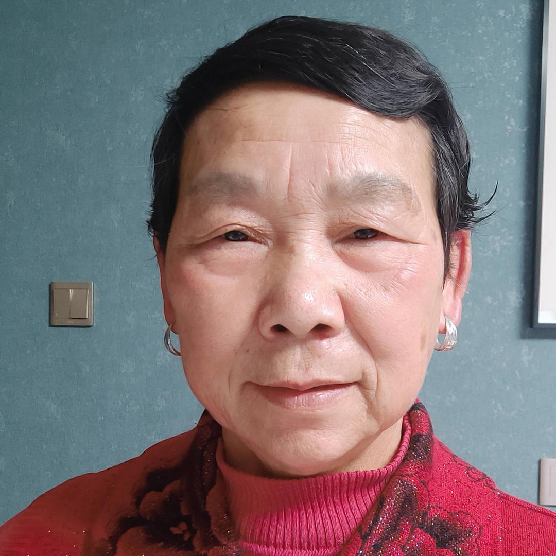 张英