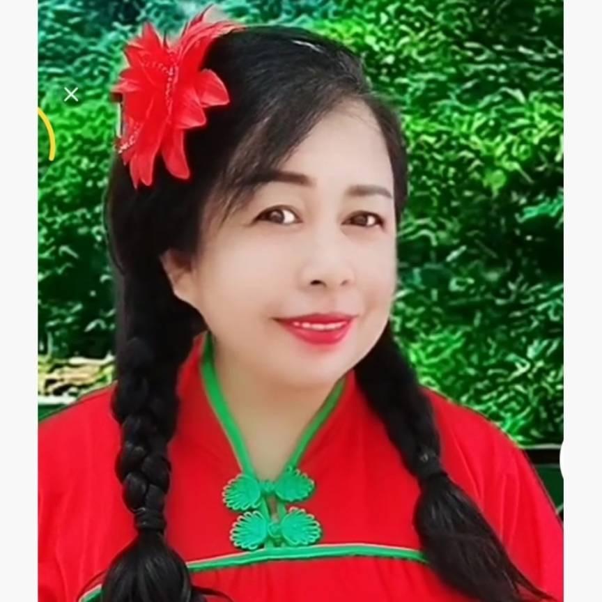 杨三姐爱表演