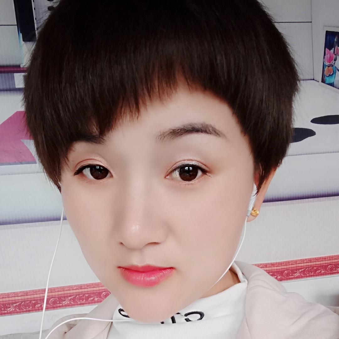 颖儿唱歌🎤不在调上