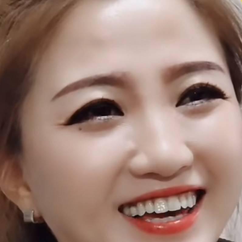 快乐人👉龙儿