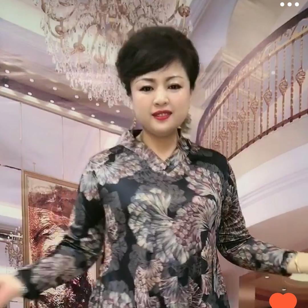 梅青霜大码女装三店