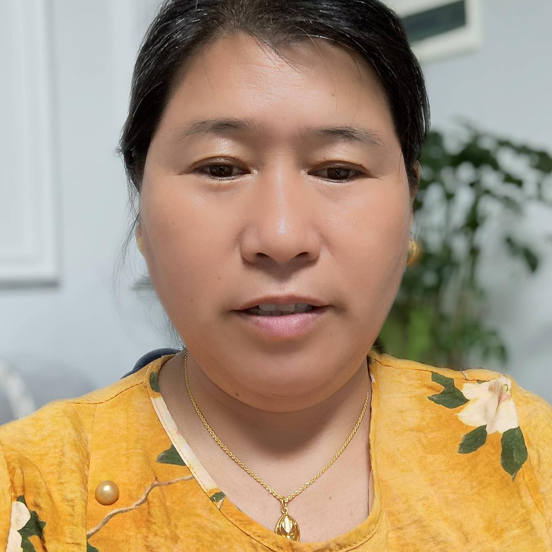 李垚辉的奶奶