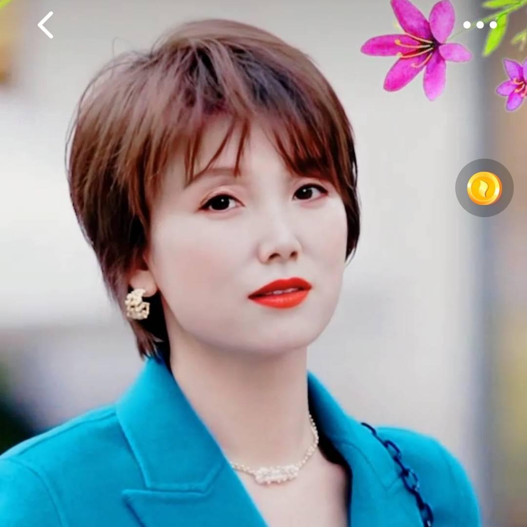 小芹姐:
