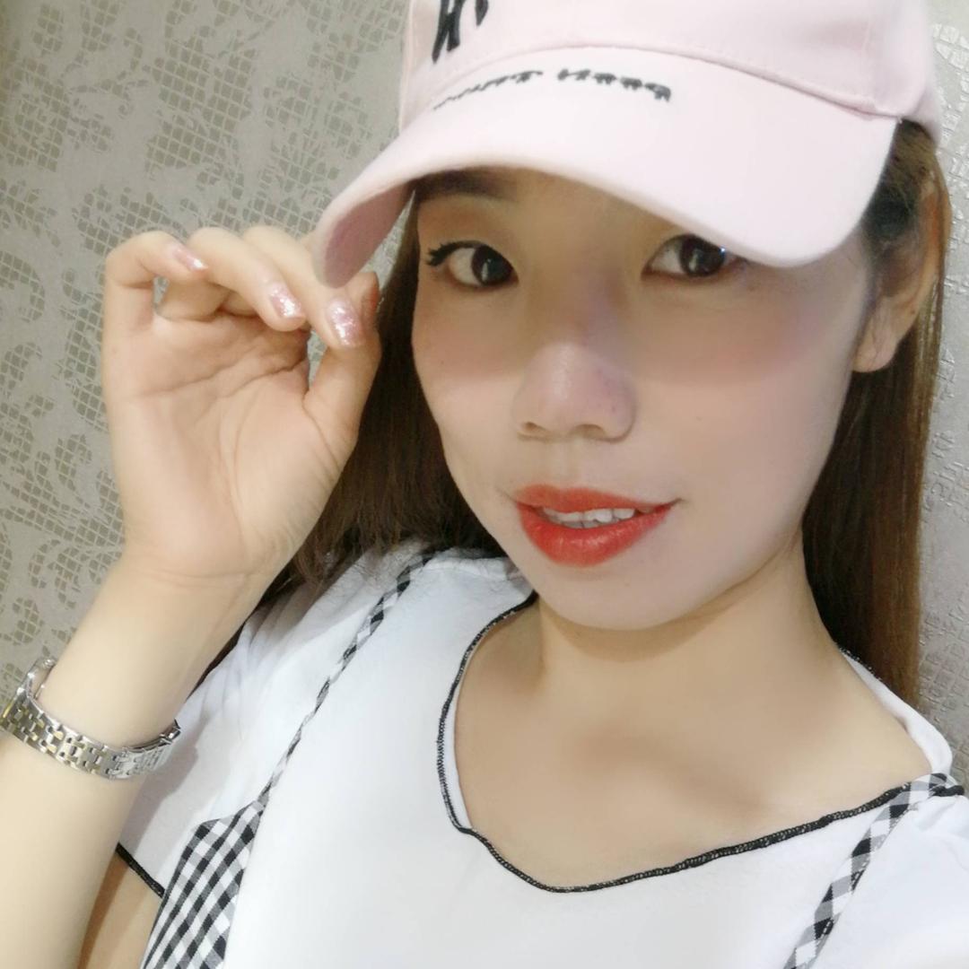 爱笑的梅子