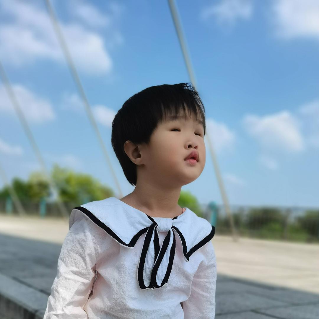盲童朵朵🧚‍♀️